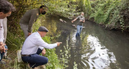 Gediz Nehri can çekişiyor