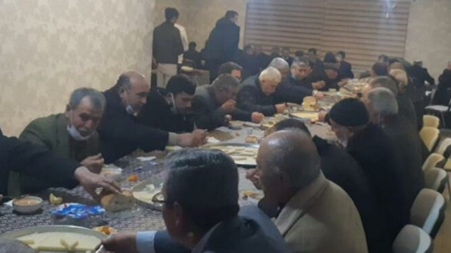 AKP’de ‘Lebalep’ arabaşı ziyafeti