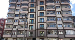 Gümüşhane’de 8 katlı apartman karantinaya alındı